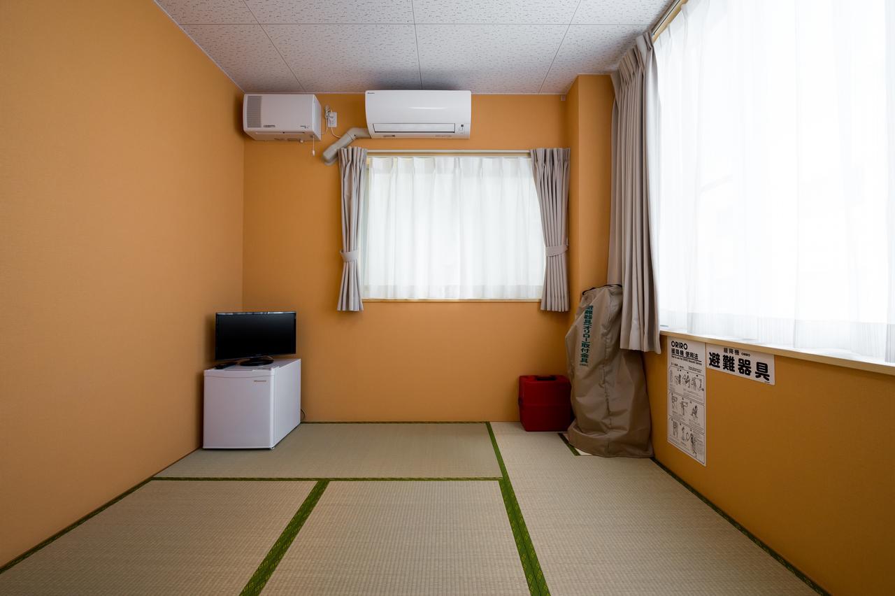 Guest House Yutaka Наха Экстерьер фото