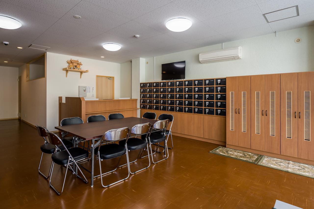 Guest House Yutaka Наха Экстерьер фото
